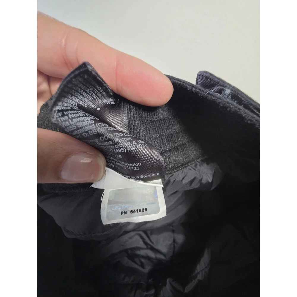 Size S- The North Face Hyvent Men's Insulated Cargo Pants Black